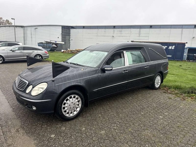 Mercedes-Benz E 220 Катафалка - 29900 лв. / 15287.63 € - 99513137 1 | Car24.bg Mercedes-Benz E 220 Катафалка - 29900 лв. / 15287.63 € - 99513137 1