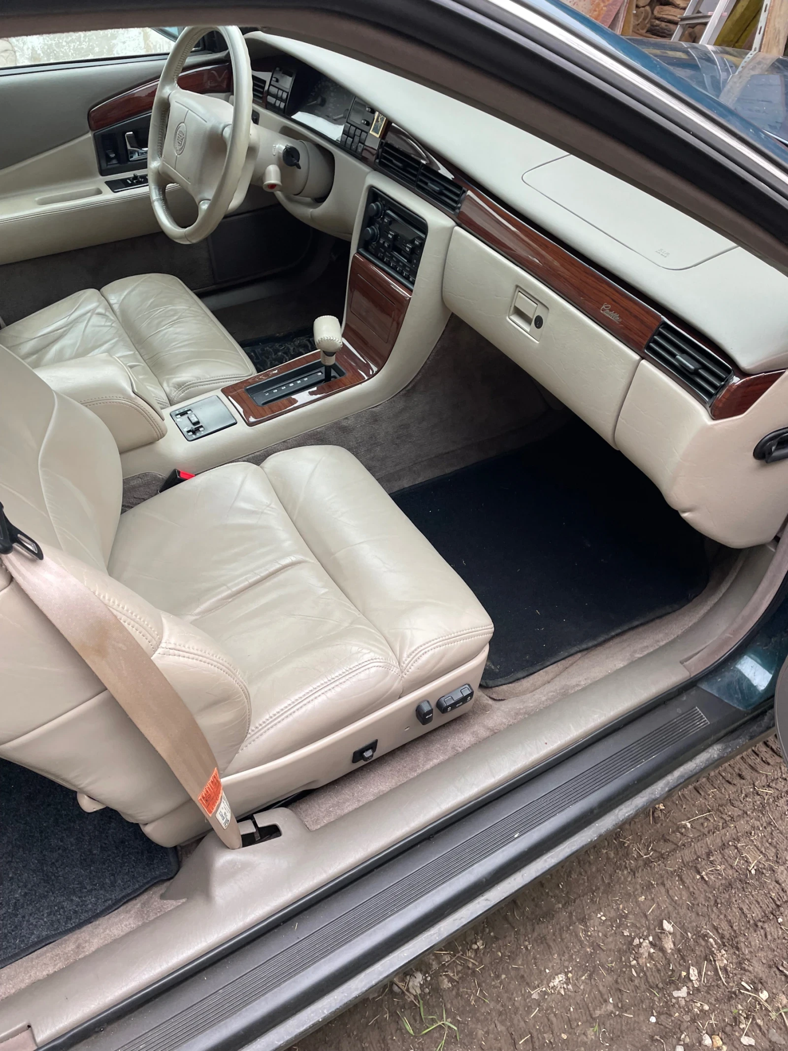 Cadillac Eldorado 4.6 V8 32V - изображение 9 | Auto.bg Cadillac Eldorado 4.6 V8 32V - изображение 9