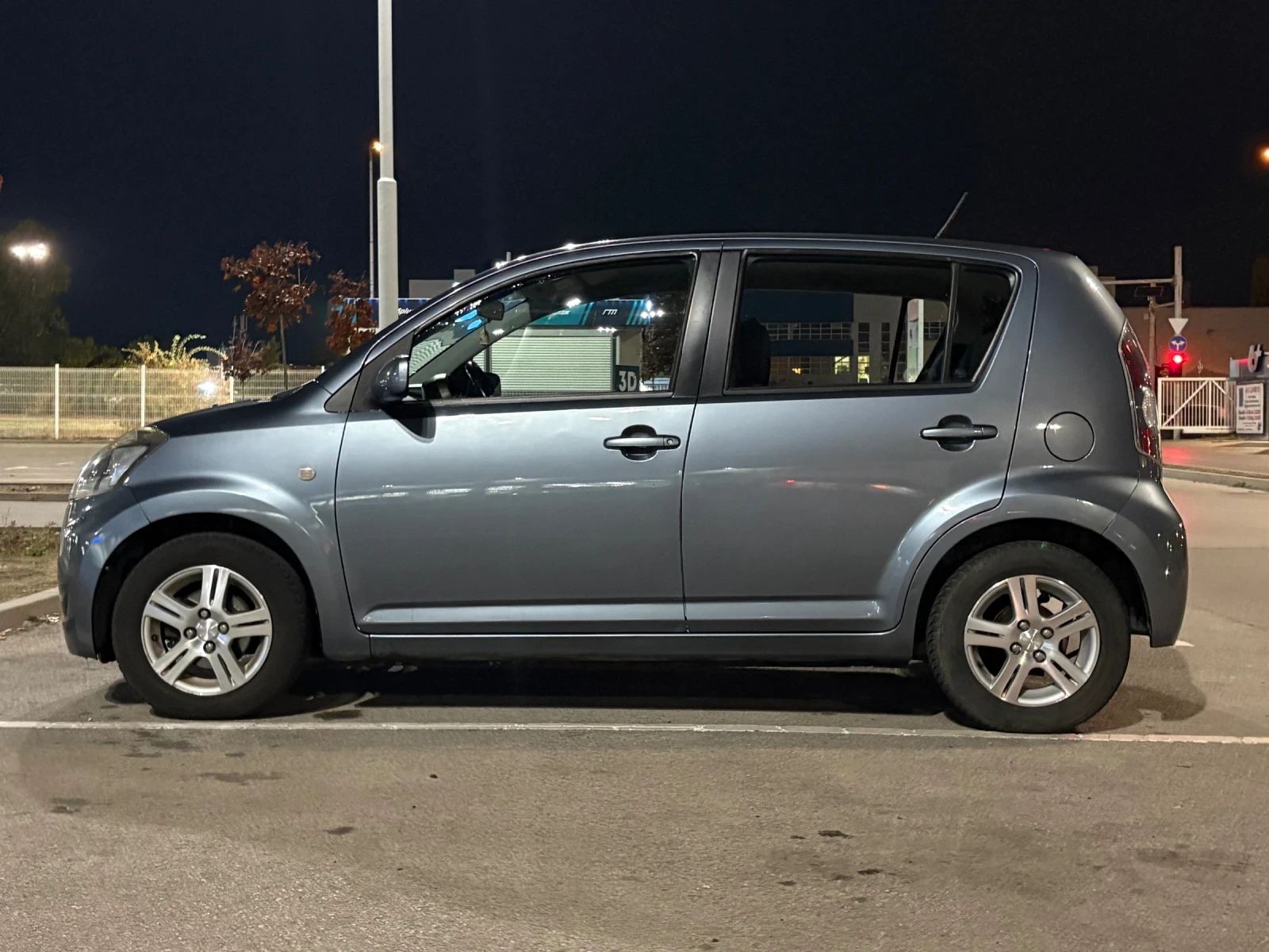 Daihatsu Sirion 1.3 4x4 prestige - изображение 3 | Auto.bg Daihatsu Sirion 1.3 4x4 prestige - изображение 3