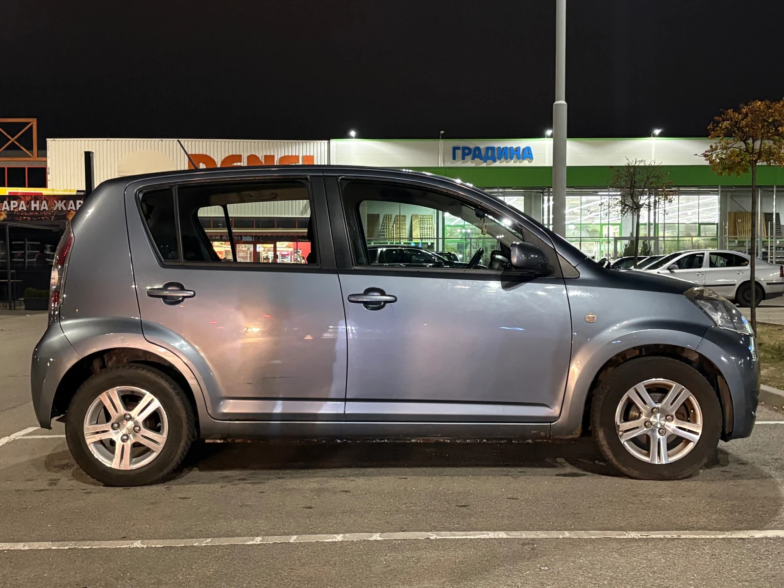 Daihatsu Sirion 1.3 4x4 prestige - изображение 7 | Auto.bg Daihatsu Sirion 1.3 4x4 prestige - изображение 7