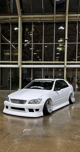 Lexus IS 300 * DnG* Koenig 18'* CHROME*