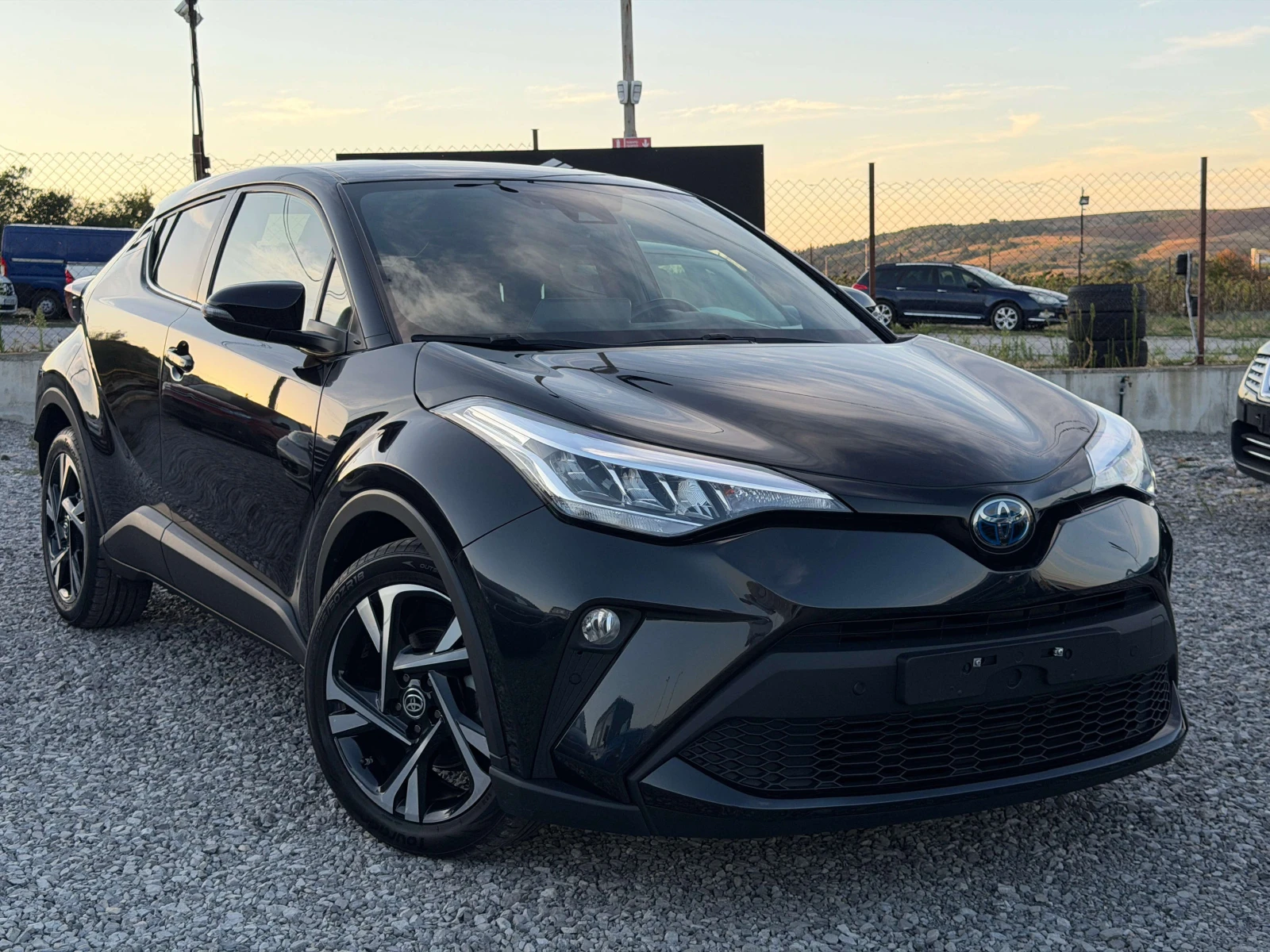 Toyota C-HR 1.8H FACE / РЕАЛНИ КМ / 1 СОБСТВЕНИК / ОТ ТОЙОТА | Auto.bg — изображение 1 Toyota C-HR 1.8H FACE / РЕАЛНИ КМ / 1 СОБСТВЕНИК / ОТ ТОЙОТА | Auto.bg — изображение 1
