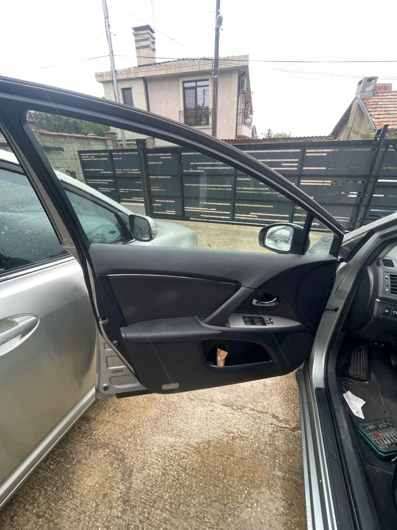 Toyota Avensis T27 - изображение 10 | Auto.bg Toyota Avensis T27 - изображение 10