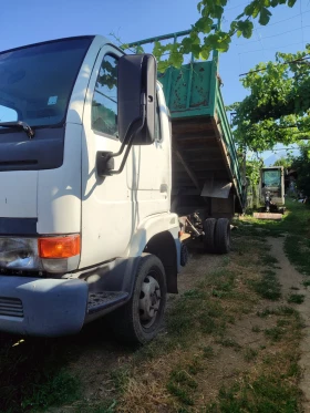 Nissan Capstar Самосвал