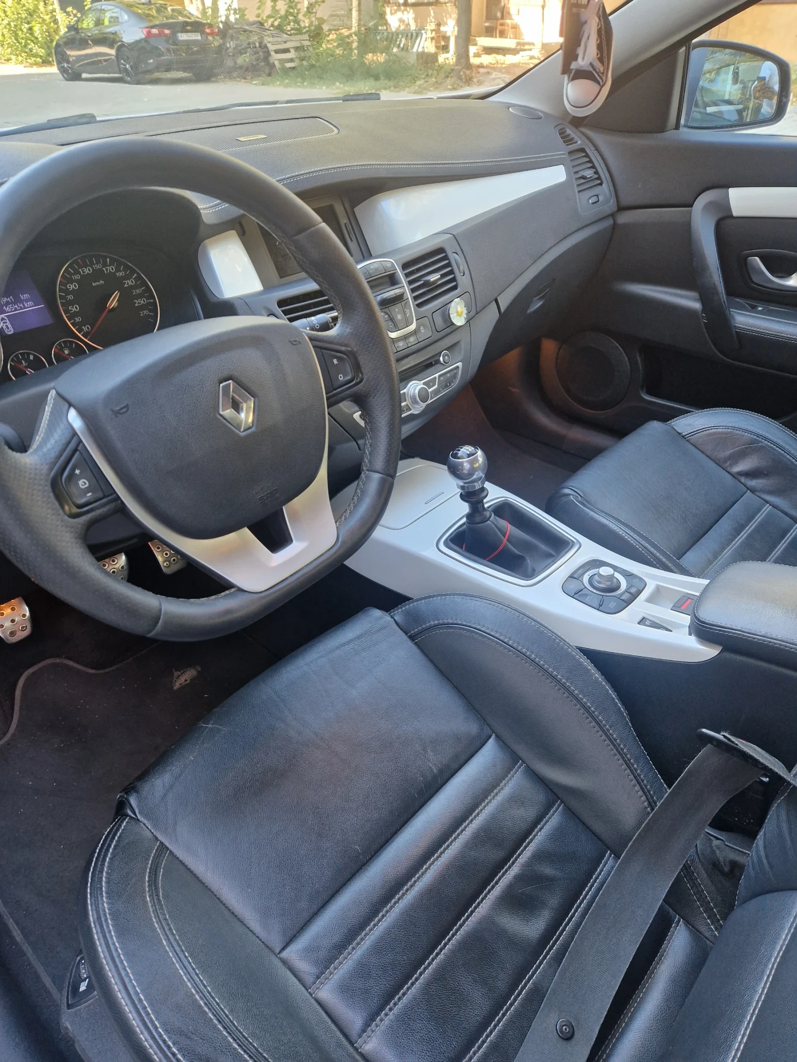 Renault Laguna Coupe GP MONAKO, ФЕИС изпълнение 200 коня. - изображение 8 | Auto.bg Renault Laguna Coupe GP MONAKO, ФЕИС изпълнение 200 коня. - изображение 8