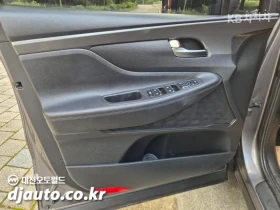 Hyundai Santa fe 2.2 EXCLUSIVE PANORAMA/360CAM/FULL | Auto.bg — изображение 13 Hyundai Santa fe 2.2 EXCLUSIVE PANORAMA/360CAM/FULL | Auto.bg — изображение 13