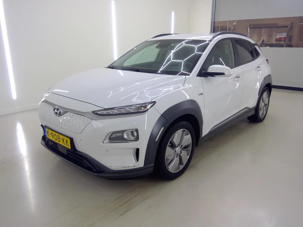 Hyundai Kona 64kWh HeadUp Navi Leather LED | Auto.bg — изображение 1 Hyundai Kona 64kWh HeadUp Navi Leather LED | Auto.bg — изображение 1