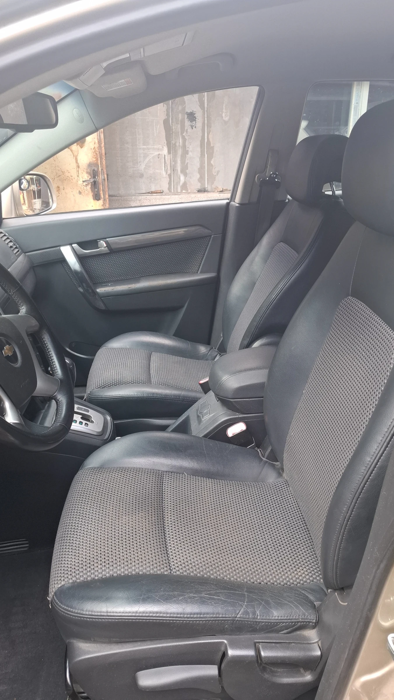 Chevrolet Captiva 2.0 diesel  4WD 7местен  - изображение 9 | Auto.bg Chevrolet Captiva 2.0 diesel  4WD 7местен  - изображение 9