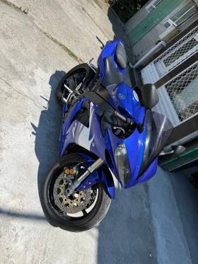 Yamaha YZF-R1 undefined | Auto.bg — изображение 3 Yamaha YZF-R1 undefined | Auto.bg — изображение 3