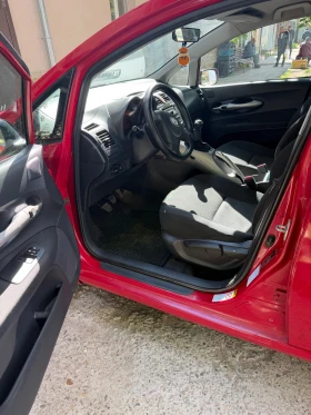 Toyota Auris - 2600 € / 5085.16 лв. - 99212991 4 | Car24.bg Toyota Auris - 2600 € / 5085.16 лв. - 99212991 4