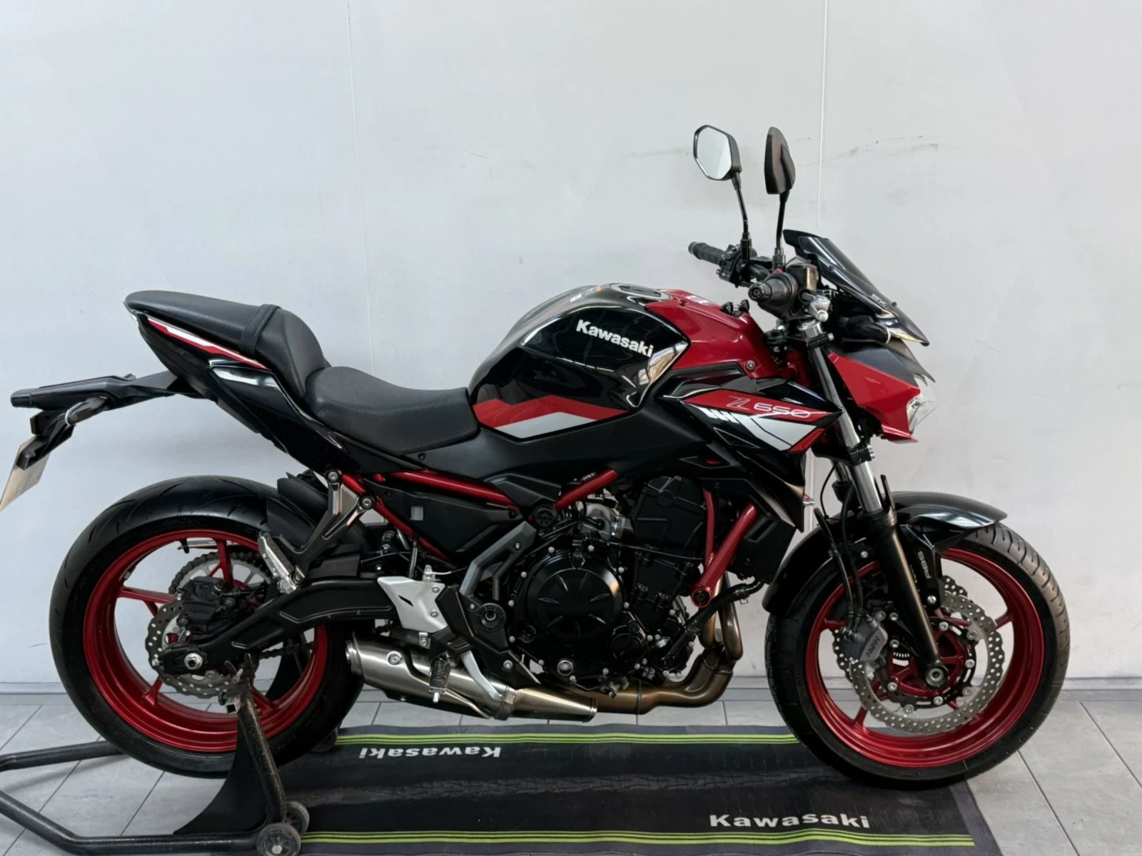 Kawasaki Z 650 A2 - изображение 9 | Auto.bg Kawasaki Z 650 A2 - изображение 9