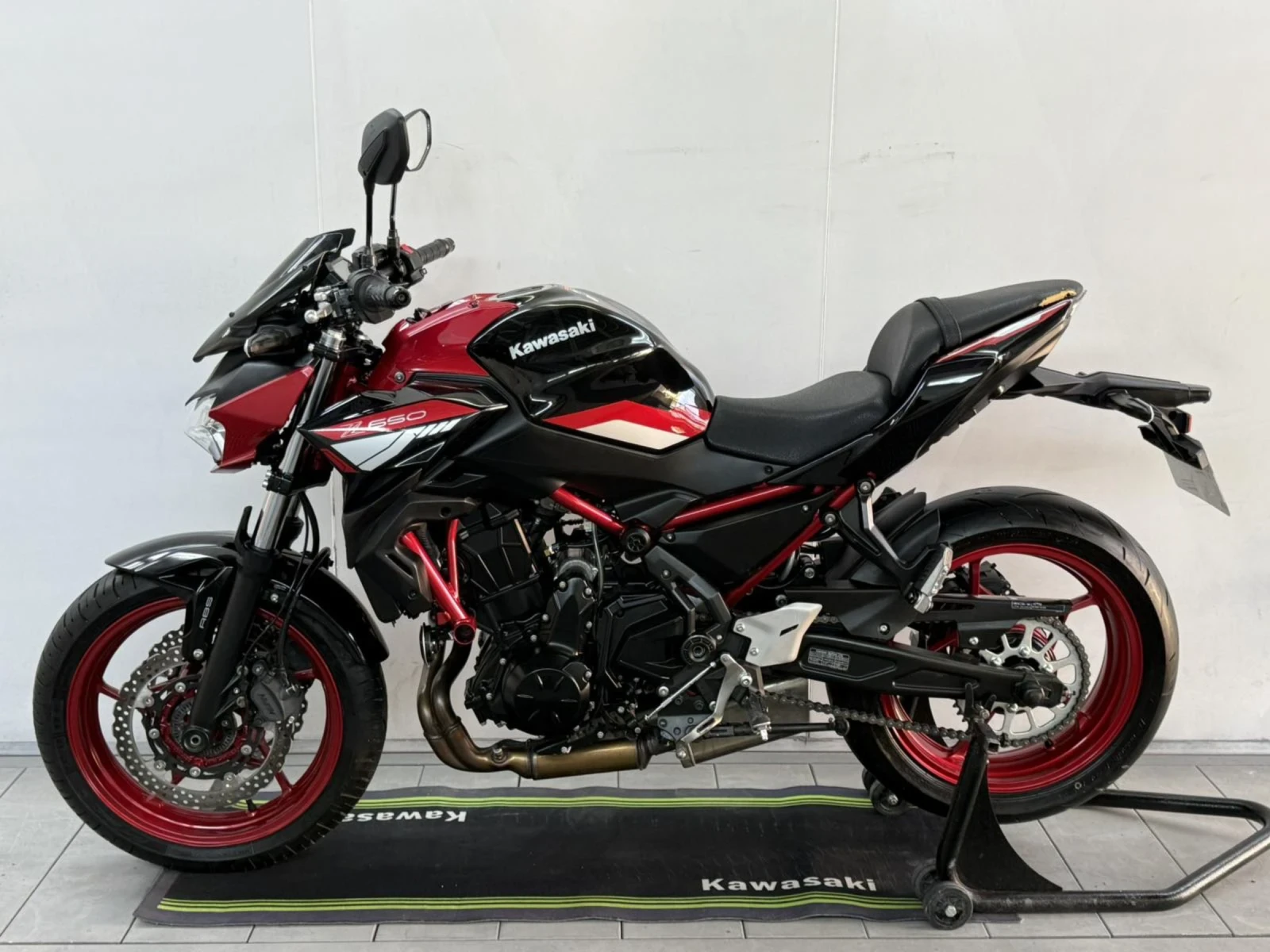 Kawasaki Z 650 A2 - изображение 3 | Auto.bg Kawasaki Z 650 A2 - изображение 3