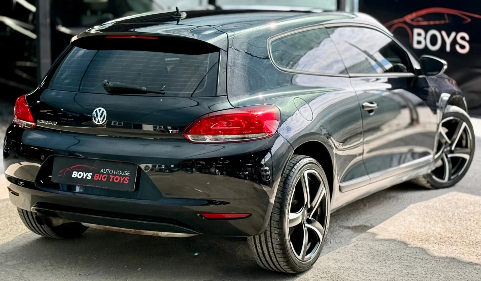 VW Scirocco R-line* BlackEDITION* Recaro* TSI* Уникален* Лизин - изображение 9 | Auto.bg VW Scirocco R-line* BlackEDITION* Recaro* TSI* Уникален* Лизин - изображение 9