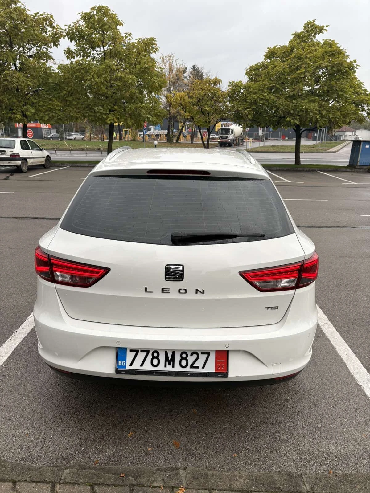 Seat Leon 1.4i TGI-фабричен DSG - изображение 6 | Auto.bg Seat Leon 1.4i TGI-фабричен DSG - изображение 6