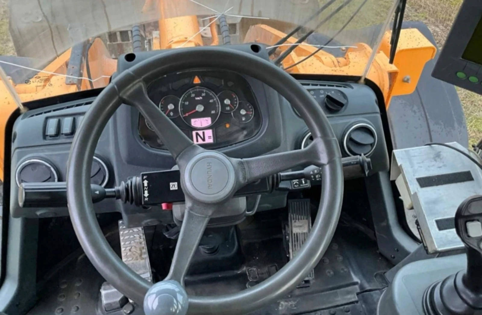 Челен товарач Hyundai HL770-9A нов внос - изображение 7 | Auto.bg Челен товарач Hyundai HL770-9A нов внос - изображение 7