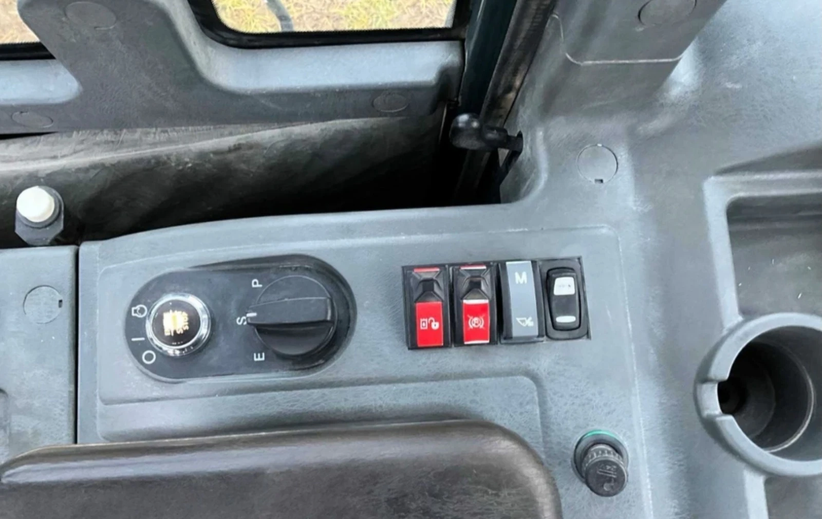 Челен товарач Hyundai HL770-9A нов внос - изображение 6 | Auto.bg Челен товарач Hyundai HL770-9A нов внос - изображение 6