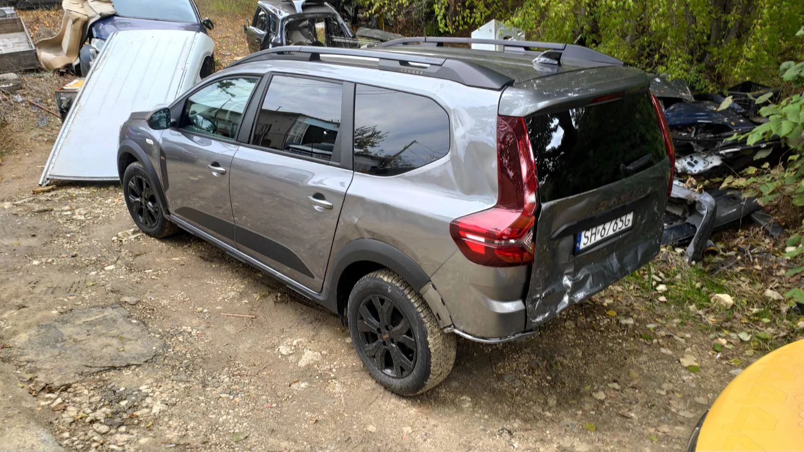 Dacia Jogger 1.0 i ГАЗ+ БЕНЗИН - изображение 10 | Auto.bg Dacia Jogger 1.0 i ГАЗ+ БЕНЗИН - изображение 10