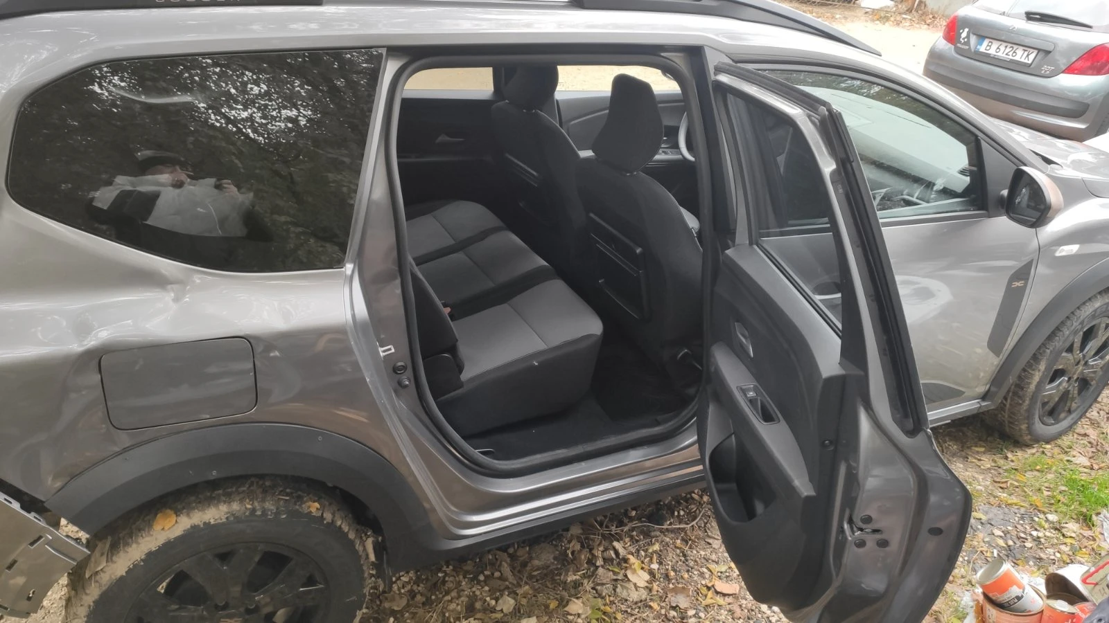 Dacia Jogger 1.0 i ГАЗ+ БЕНЗИН - изображение 7 | Auto.bg Dacia Jogger 1.0 i ГАЗ+ БЕНЗИН - изображение 7