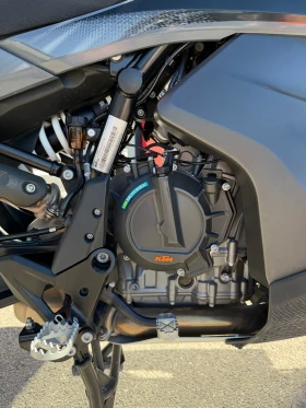 Ktm Adventure 890* AKRAPOVIC* 3 КУФАРА* ПЪЛНА ИСТОРИЯ* ТОП ТОП | Auto.bg — изображение 10 Ktm Adventure 890* AKRAPOVIC* 3 КУФАРА* ПЪЛНА ИСТОРИЯ* ТОП ТОП | Auto.bg — изображение 10