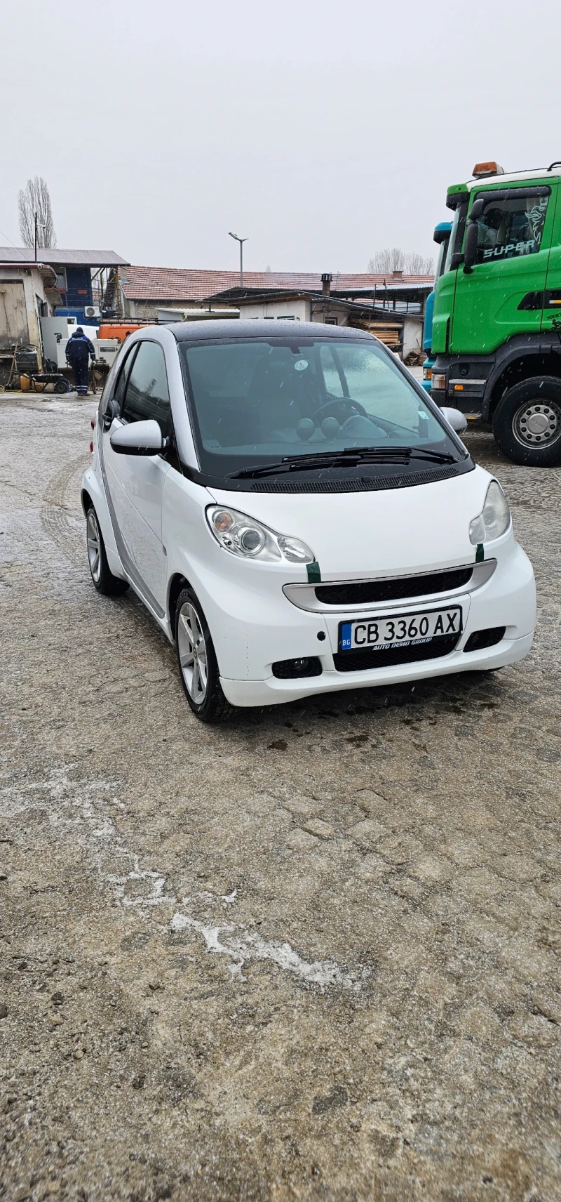 Smart Fortwo 1.1 - 2900 € / 5671.91 лв. - 97369387 1 | Car24.bg Smart Fortwo 1.1 - 2900 € / 5671.91 лв. - 97369387 1