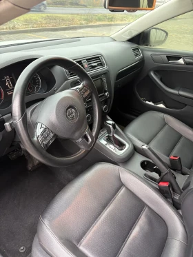 VW Jetta 2.0 TDI | автоматик | кожа | люк - 13500 лв. / 6902.44 € - 78161219 7 | Car24.bg VW Jetta 2.0 TDI | автоматик | кожа | люк - 13500 лв. / 6902.44 € - 78161219 7