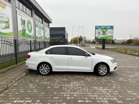 VW Jetta 2.0 TDI | автоматик | кожа | люк - 13500 лв. / 6902.44 € - 78161219 5 | Car24.bg VW Jetta 2.0 TDI | автоматик | кожа | люк - 13500 лв. / 6902.44 € - 78161219 5