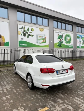 VW Jetta 2.0 TDI | автоматик | кожа | люк - 13500 лв. / 6902.44 € - 78161219 13 | Car24.bg VW Jetta 2.0 TDI | автоматик | кожа | люк - 13500 лв. / 6902.44 € - 78161219 13