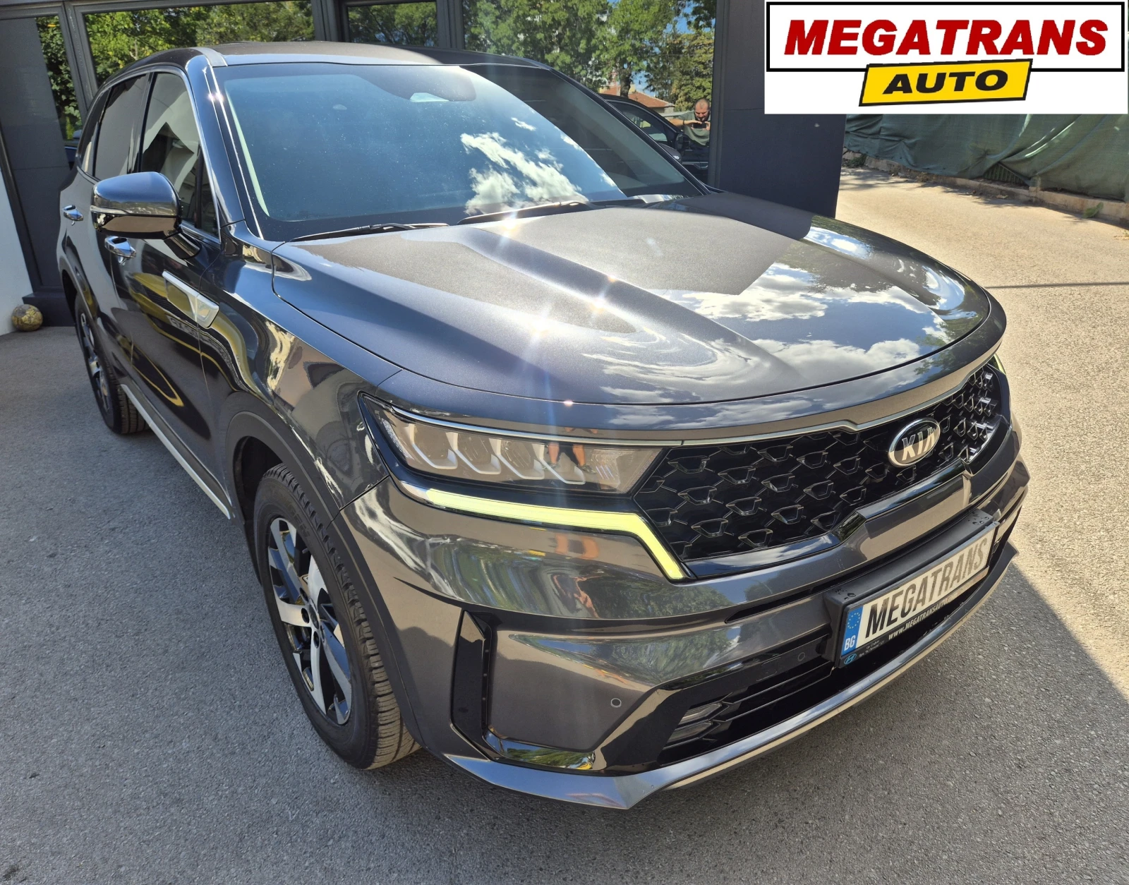 Kia Sorento 2.2 4X4 CRDI - Наличен в БГ | Auto.bg — изображение 1 Kia Sorento 2.2 4X4 CRDI - Наличен в БГ | Auto.bg — изображение 1