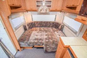 Каравана Hobby De luxe 495 KMF | Auto.bg — изображение 7 Каравана Hobby De luxe 495 KMF | Auto.bg — изображение 7