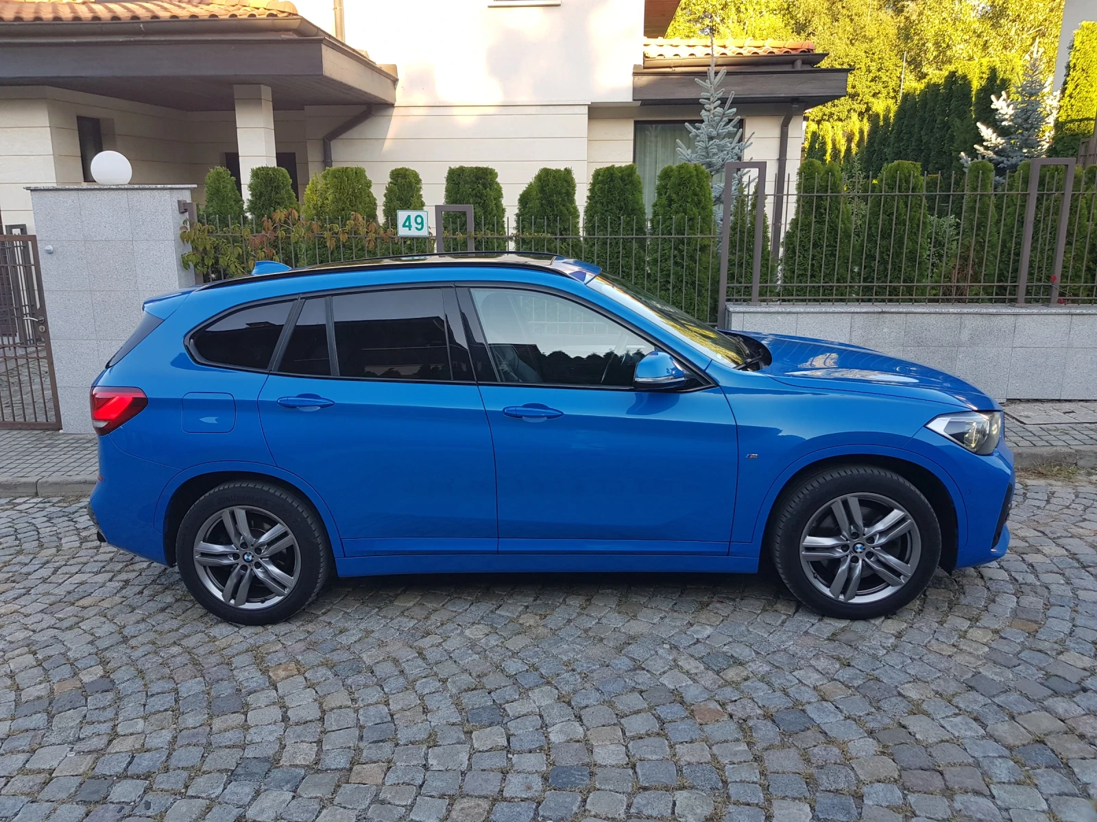 BMW X1 M Sport xDrive PANORAMA Реални километри - изображение 7 | Auto.bg BMW X1 M Sport xDrive PANORAMA Реални километри - изображение 7