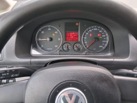 VW Touran 1.9 тди 101коня 6 скорости Внос Германия - 4600 лв. / 2351.94 € - 36749602 4 | Car24.bg VW Touran 1.9 тди 101коня 6 скорости Внос Германия - 4600 лв. / 2351.94 € - 36749602 4