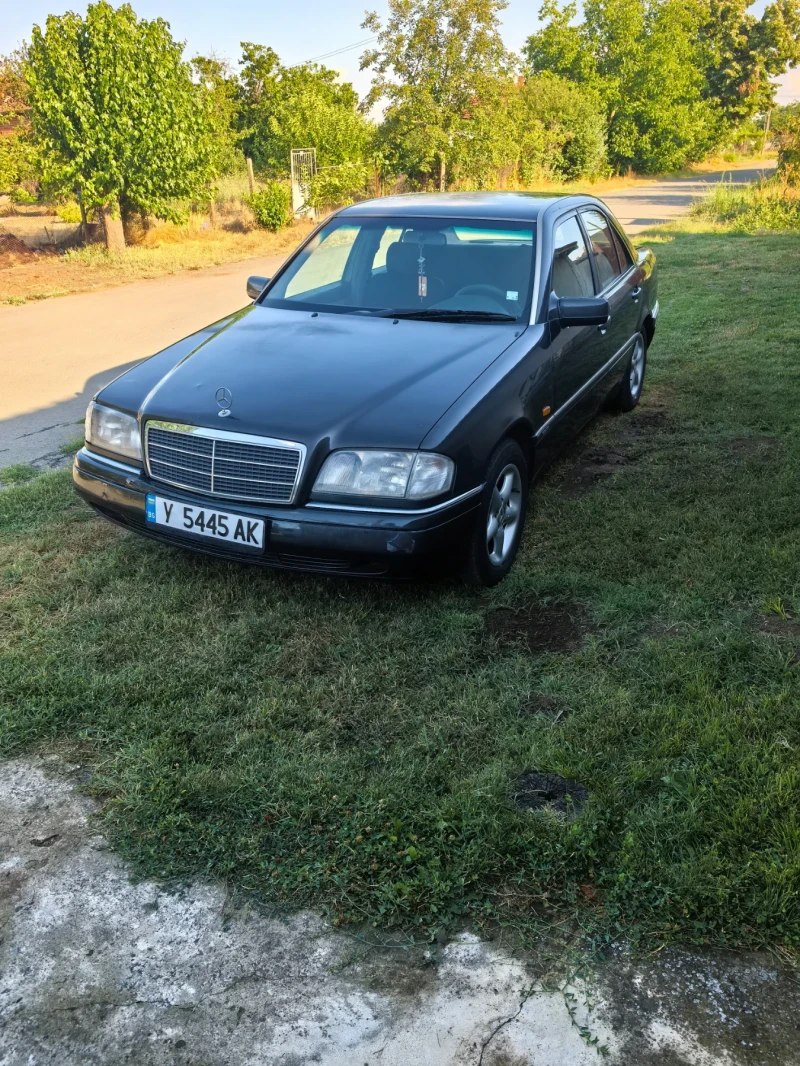 Mercedes-Benz C 180 - 2000 € / 3911.66 лв. - 32999406 1 | Car24.bg Mercedes-Benz C 180 - 2000 € / 3911.66 лв. - 32999406 1