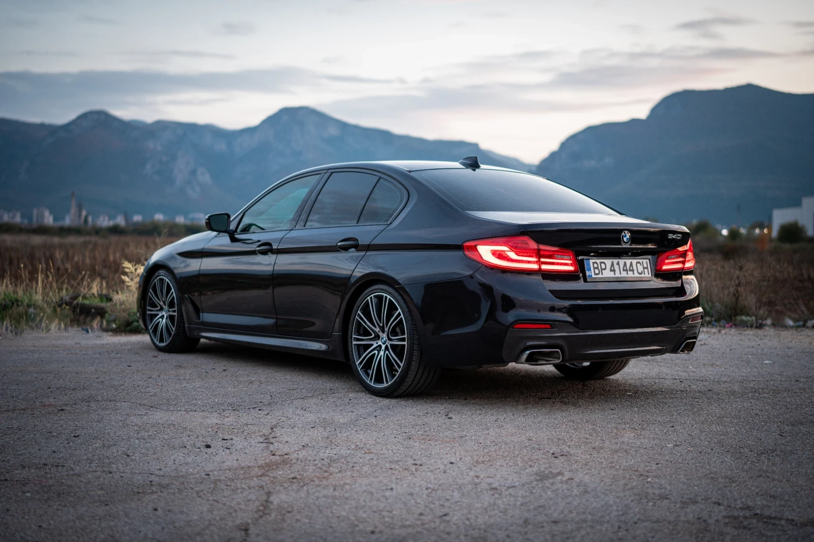 BMW 540 BMW G540i M-Performance  - изображение 3 | Auto.bg BMW 540 BMW G540i M-Performance  - изображение 3