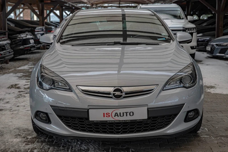 Opel Astra Coupe/GTC/Автопилот/Sport/Navi - 8600 € / 16820.14 лв. - 89217825 1 | Car24.bg Opel Astra Coupe/GTC/Автопилот/Sport/Navi - 8600 € / 16820.14 лв. - 89217825 1
