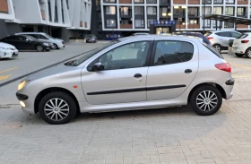 Снимка Peugeot 206