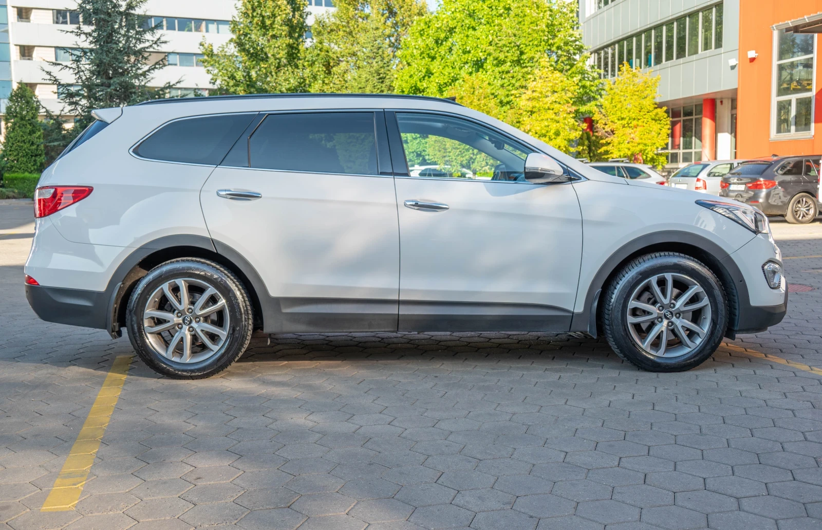 Hyundai Santa fe Grand Santa Fe  - изображение 4 | Auto.bg Hyundai Santa fe Grand Santa Fe  - изображение 4