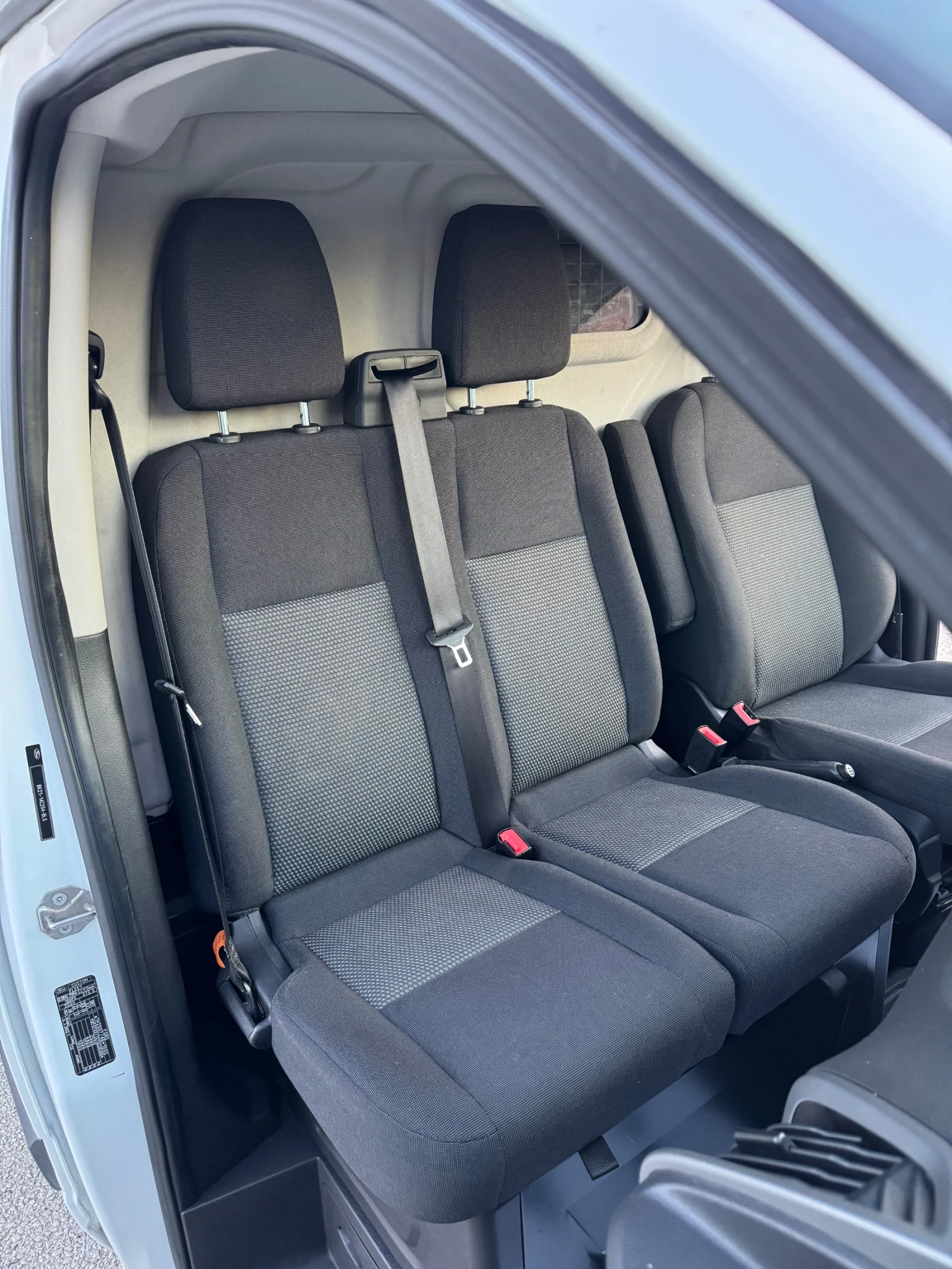 Ford Transit Custom 2, 2TDCI 100k.c. Germany - изображение 9 | Auto.bg Ford Transit Custom 2, 2TDCI 100k.c. Germany - изображение 9
