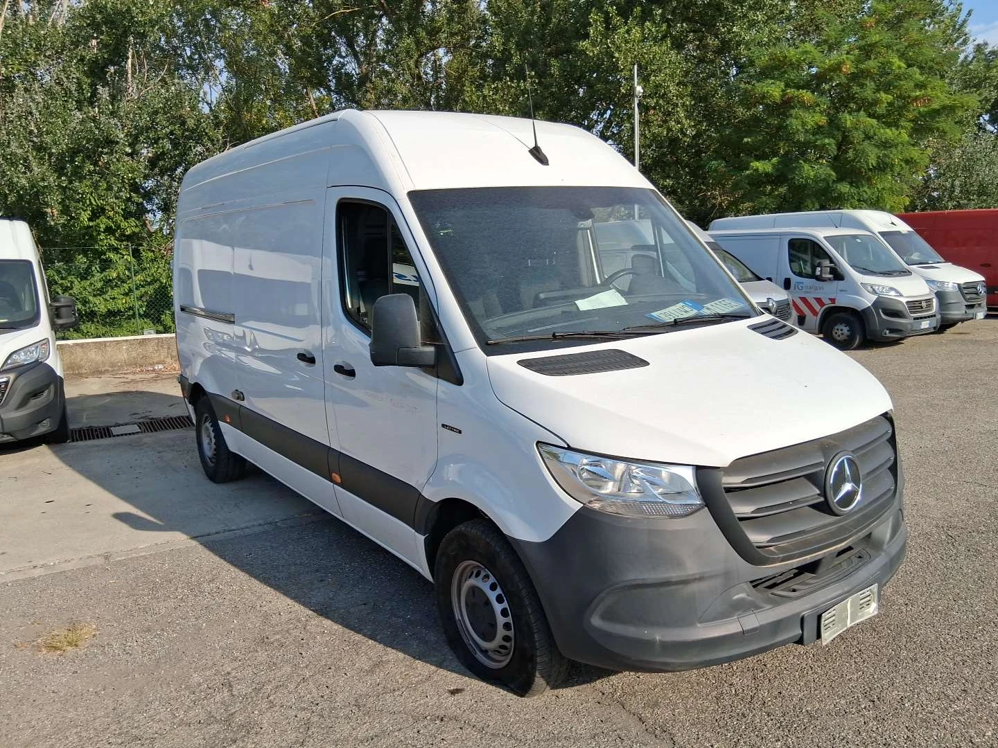 Mercedes-Benz Sprinter 311 eSprinter 311 W910 | Auto.bg — изображение 1 Mercedes-Benz Sprinter 311 eSprinter 311 W910 | Auto.bg — изображение 1