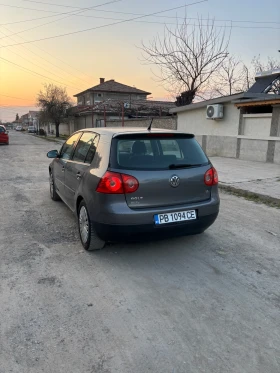 VW Golf 5 United 1.6 Bi-Fuel (LPG) - 3500 € / 6845.40 лв. - 55553949 4 | Car24.bg VW Golf 5 United 1.6 Bi-Fuel (LPG) - 3500 € / 6845.40 лв. - 55553949 4