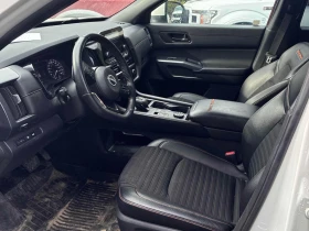 Nissan Pathfinder Rock Creek* 4x4* 360* Dist* Подгрев* Keyless* - 24999 € - 47932045 7 | Car24.bg Nissan Pathfinder Rock Creek* 4x4* 360* Dist* Подгрев* Keyless* - 24999 € - 47932045 7