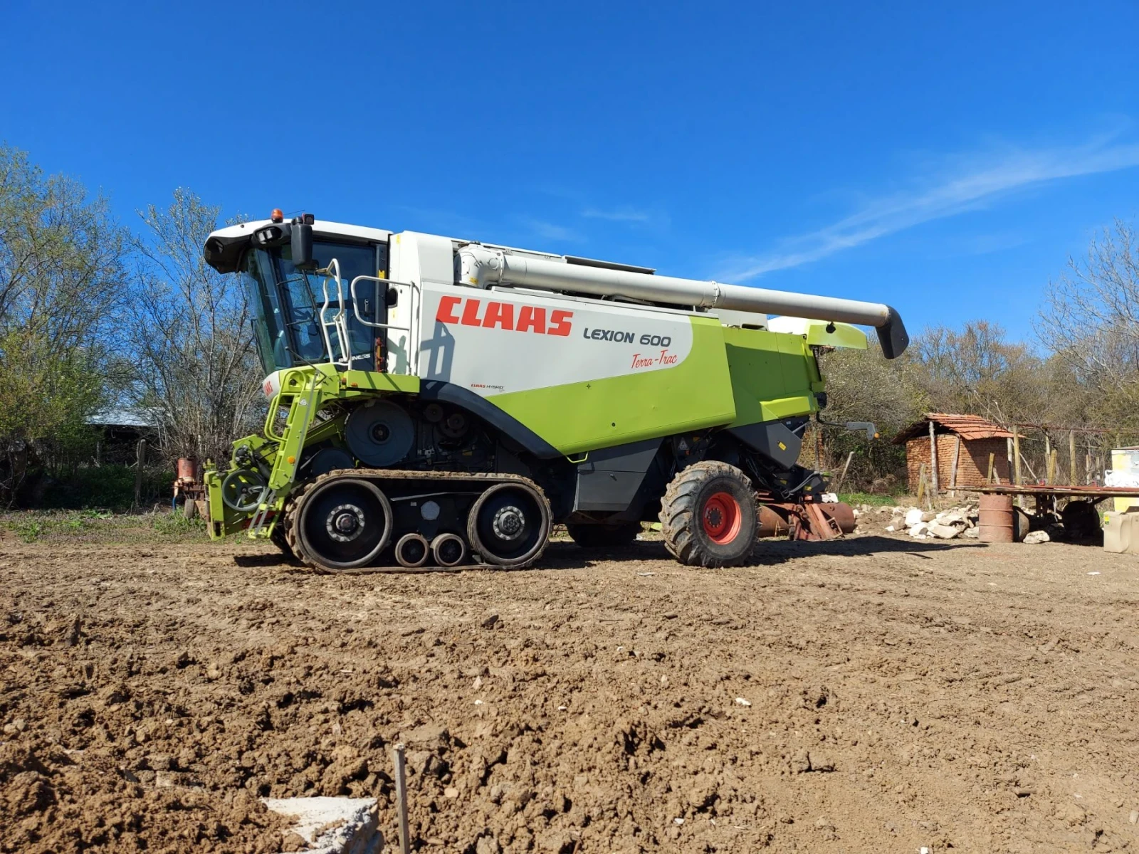 Комбайн Claas Lexion 600 TT - изображение 2 | Auto.bg Комбайн Claas Lexion 600 TT - изображение 2