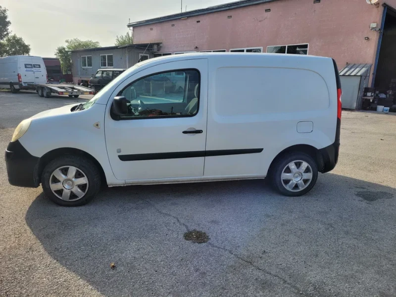 Renault Kangoo - 4998 € / 9775.24 лв. - 70972472 1 | Car24.bg Renault Kangoo - 4998 € / 9775.24 лв. - 70972472 1