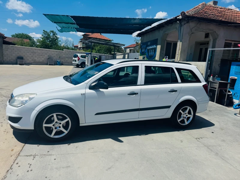 Opel Astra 1.6i - 2000 € / 3911.66 лв. - 42470982 1 | Car24.bg Opel Astra 1.6i - 2000 € / 3911.66 лв. - 42470982 1