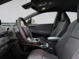 Toyota C-HR EV LOUNGE 4X4 MATRIX-LED 360-CAMERA | Auto.bg — изображение 12 Toyota C-HR EV LOUNGE 4X4 MATRIX-LED 360-CAMERA | Auto.bg — изображение 12