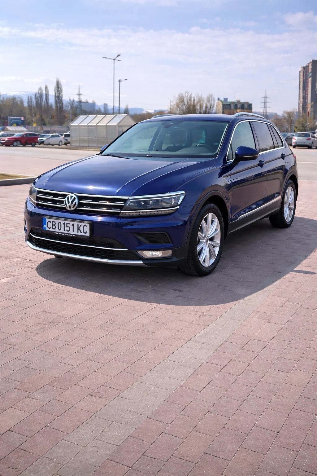 VW Tiguan Volkswagen Tiguan Highline 4Motion 2.0 TSI 180 к.с | Auto.bg — изображение 1 VW Tiguan Volkswagen Tiguan Highline 4Motion 2.0 TSI 180 к.с | Auto.bg — изображение 1