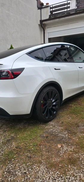 Tesla Model Y undefined | Auto.bg — изображение 5 Tesla Model Y undefined | Auto.bg — изображение 5