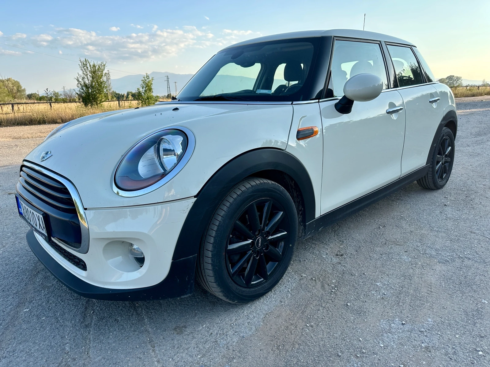 Mini Cooper undefined | Auto.bg — изображение 1 Mini Cooper undefined | Auto.bg — изображение 1