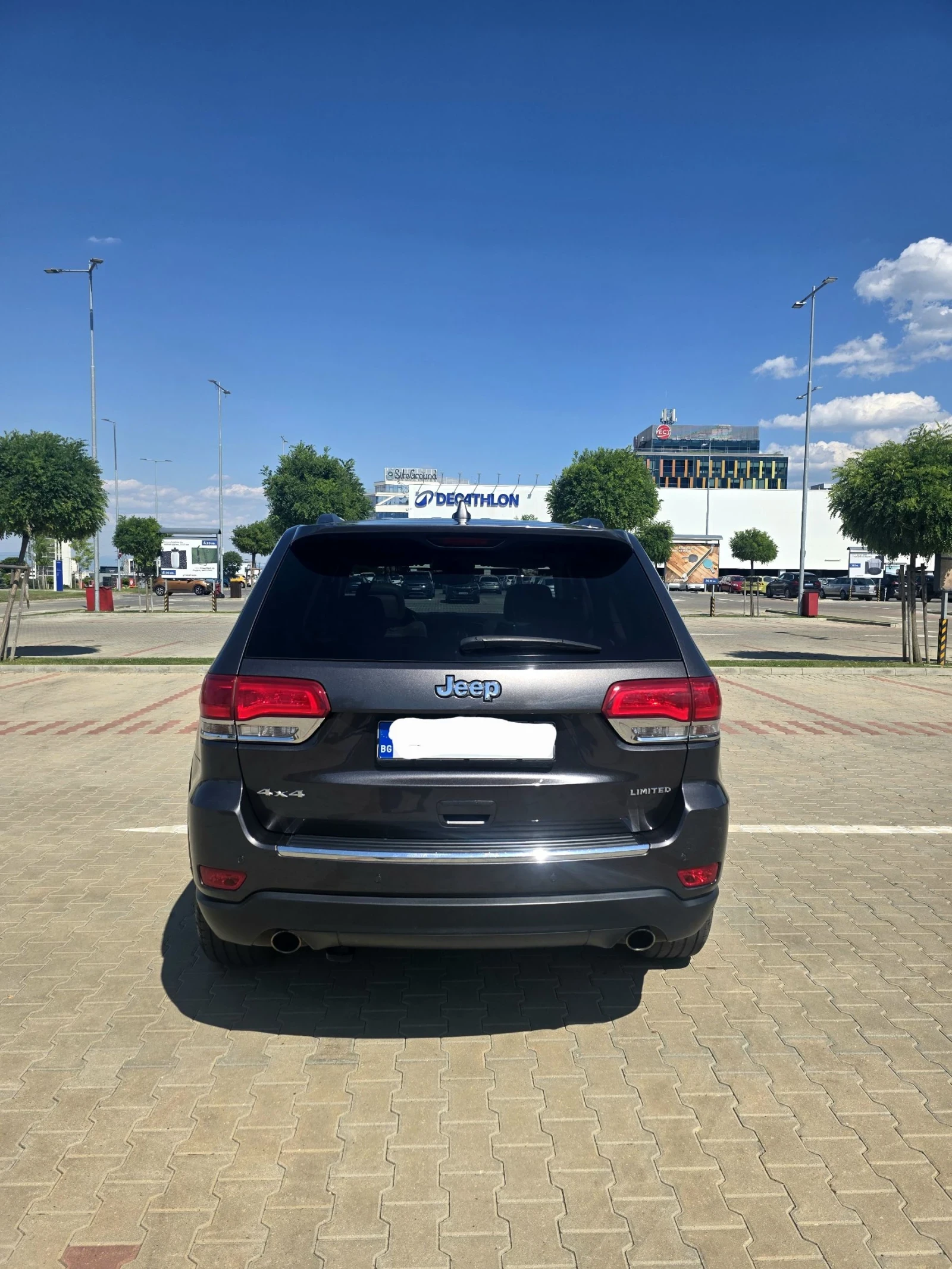 Jeep Grand cherokee 3.0 CRDI LIMITED 4X4 TOP!!! - изображение 6 | Auto.bg Jeep Grand cherokee 3.0 CRDI LIMITED 4X4 TOP!!! - изображение 6