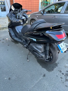 Yamaha Majesty