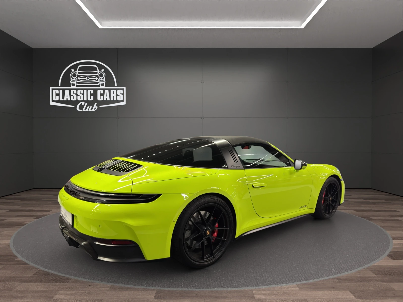 Porsche 911 4GTS PTS Acidgreen - изображение 3 | Auto.bg Porsche 911 4GTS PTS Acidgreen - изображение 3